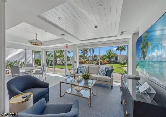 2nd image of 2170 Gulf Shore Blvd N, Naples, FL 34102