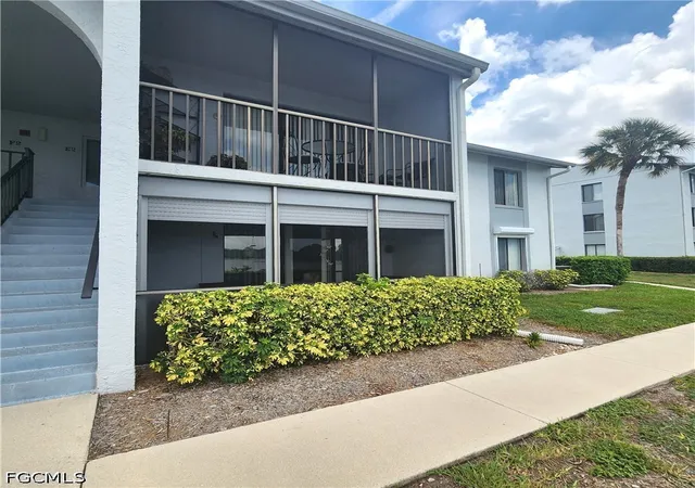 5th image of 9950 Sailview Ct #5-E1, Fort Myers, FL 33905 | MLS# 2026027157