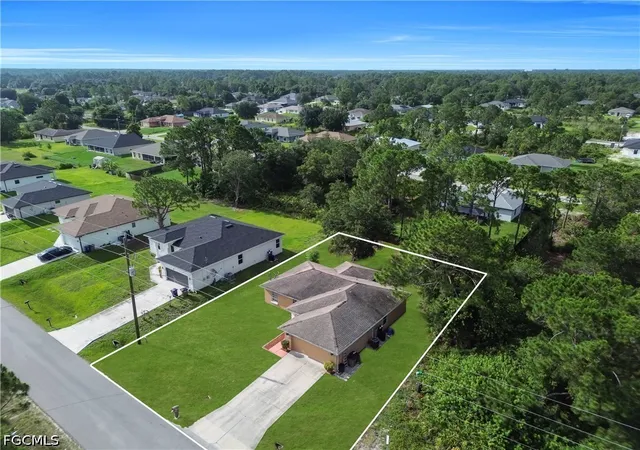 3rd image of 2707 42Nd St W, Lehigh Acres, FL 33971 | MLS# 2026027168