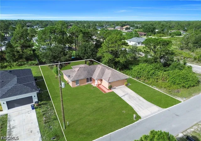 5th image of 2707 42Nd St W, Lehigh Acres, FL 33971 | MLS# 2026027168