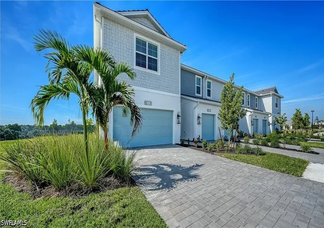Photo 3 of Sale Pending at 5022 Draco Cir, Naples, FL 34120 | MLS# 226023739 | Listing updated on 2026-07-17