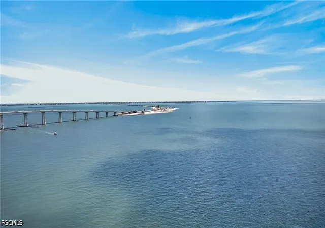 3rd image of 15011 Punta Rassa Rd, Fort Myers, FL 33908