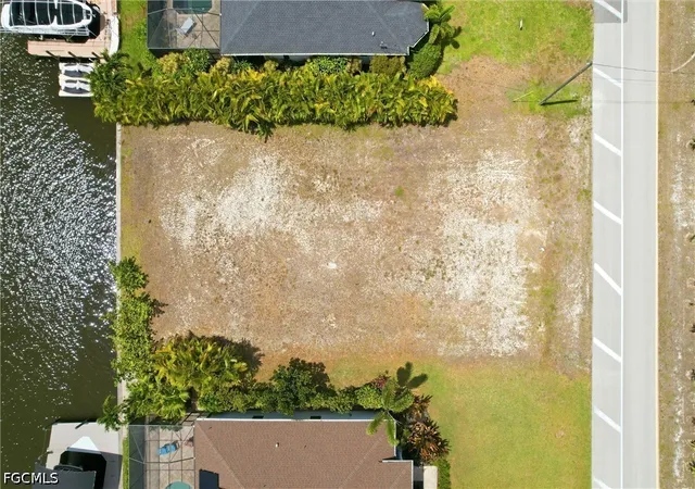 4th image of 1722 Old Burnt Store Rd N, Cape Coral, FL 33993 | MLS# 2026027208