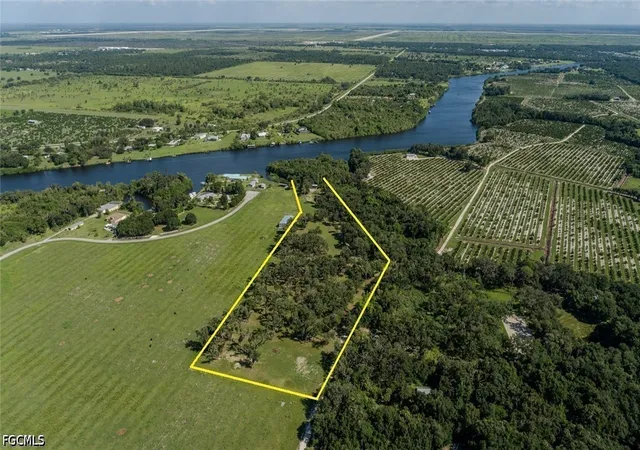 Photo 2 of Land for sale at 5247 County Rd 78, La Belle, FL 33935 | MLS# 2026027242 | Listing updated on 2026-07-30