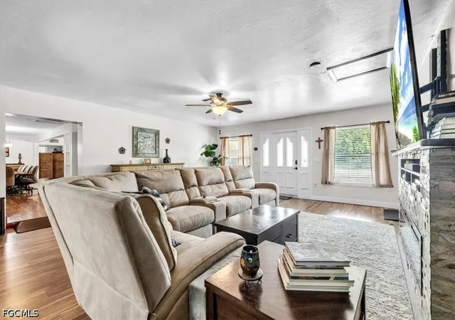 4th image of 1655 Daniels Dr, North Fort Myers, FL 33917 | MLS# 2026027247
