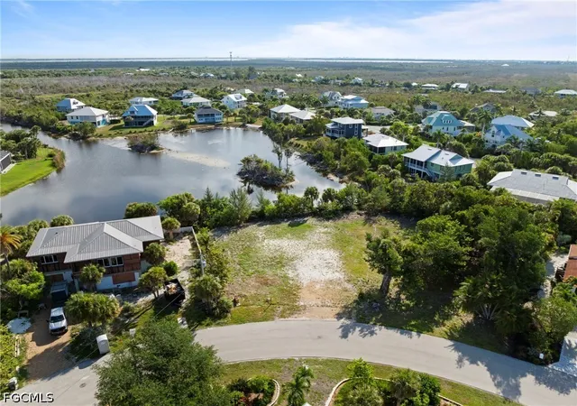 4th image of 572 Chert Ct, Sanibel, FL 33957 | MLS# 2026027263