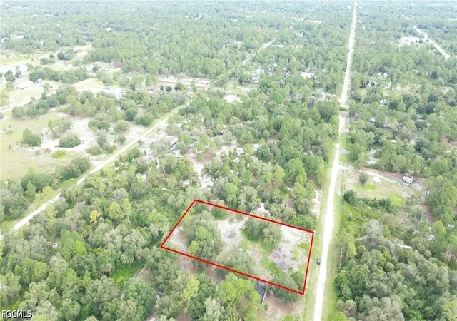 4th image of 860 S Trebol St, Clewiston, FL 33440 | MLS# 2026027289