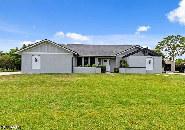Photo 2 of Sale Pending at 17209 Castleview Dr, North Fort Myers, FL 33917 | MLS# 226023111 | Listing updated on 2026-09-25