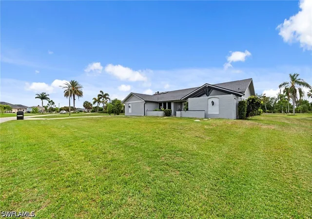 Photo 3 of Sale Pending at 17209 Castleview Dr, North Fort Myers, FL 33917 | MLS# 226023111 | Listing updated on 2026-09-25