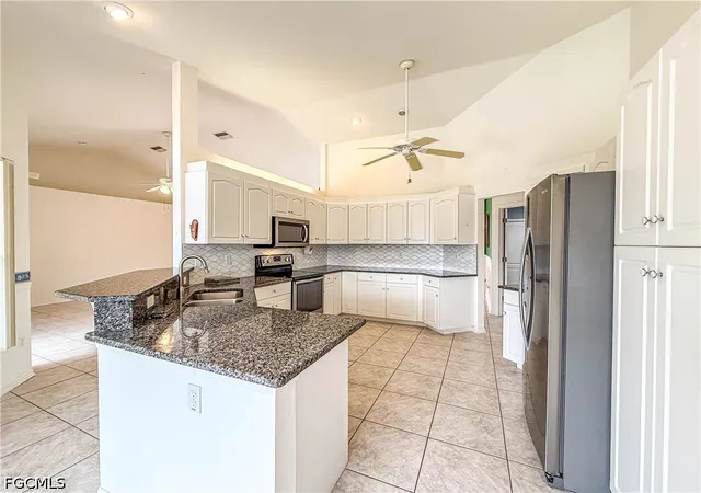 3rd image of 4116 Sw 1St Pl, Cape Coral, FL 33914 | MLS# 2026027322