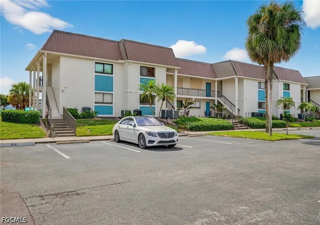 32nd image of 200 Lenell Rd #214, Fort Myers Beach, FL 33931 | MLS# 2026027323