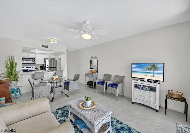 4th image of 200 Lenell Rd #214, Fort Myers Beach, FL 33931 | MLS# 2026027323