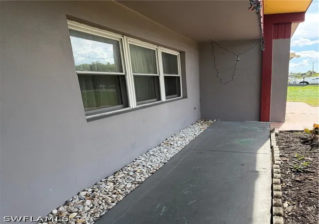 4th image of 1506 Grandale St, Lehigh Acres, FL 33936 | MLS# 226023561