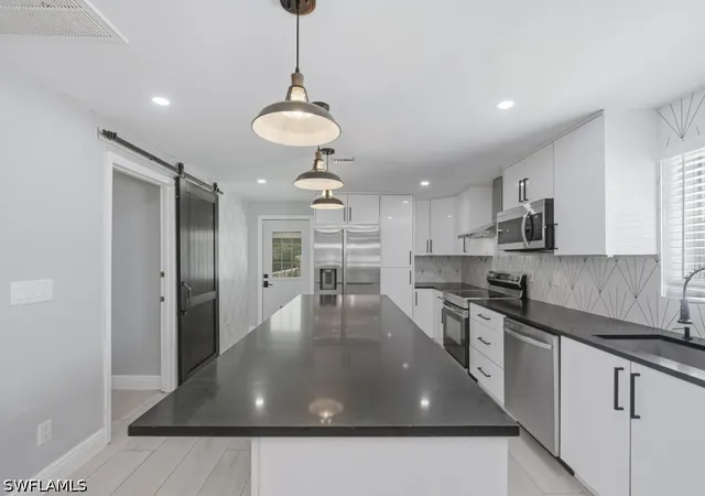 Homes for sale in Naples, FL | 3577 Hibiscus Ave, Naples, FL 34104 | MLS# 226023098