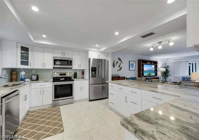 4th image of 1011 Swallow Ave, Marco Island, FL 34145