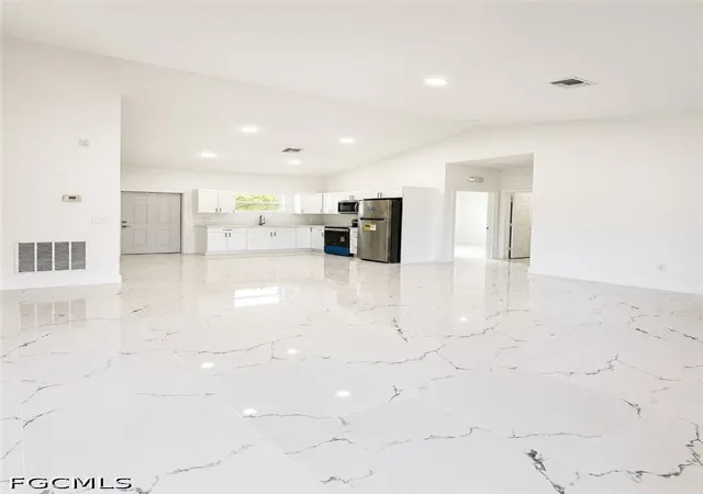 9th image of 149 Dutch Loop, Clewiston, FL 33935 | MLS# 2026027459