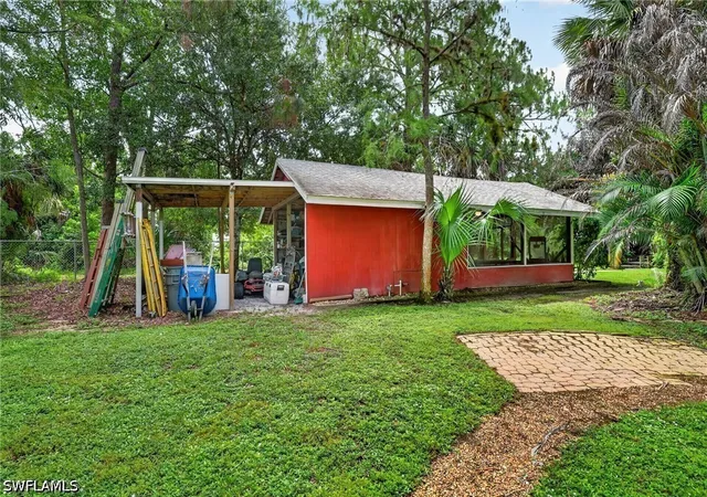4th image of 2581 4Th Ave Ne, Naples, FL 34120 | MLS# 226020034