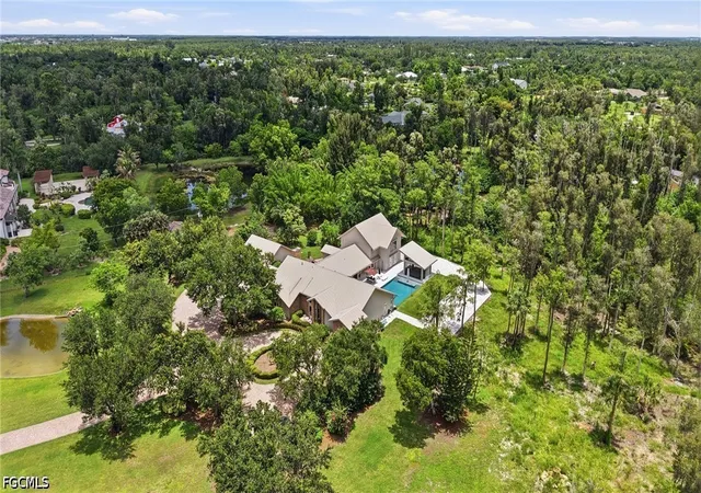 5th image of 15821 Shamrock Dr, Fort Myers, FL 33912 | MLS# 2026027491
