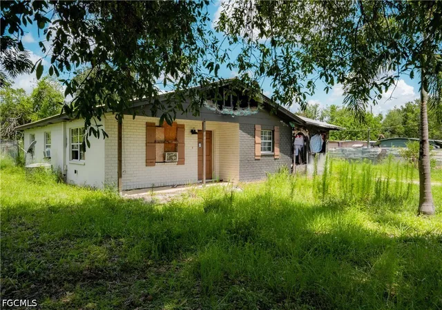4th image of 1553 Se Carnahan Ave, Arcadia, FL 34266 | MLS# 2026027517