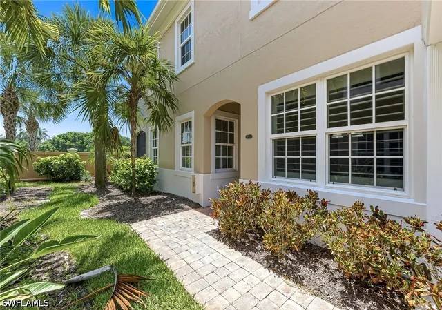 Homes for sale in Bonita Springs, FL | 28000 Sosta Ln, Bonita Springs, FL 34135