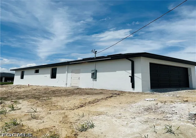 3rd image of 4016 9Th St Sw, Lehigh Acres, FL 33976 | MLS# 2026027523