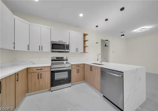 4th image of 4016 9Th St Sw, Lehigh Acres, FL 33976 | MLS# 2026027523