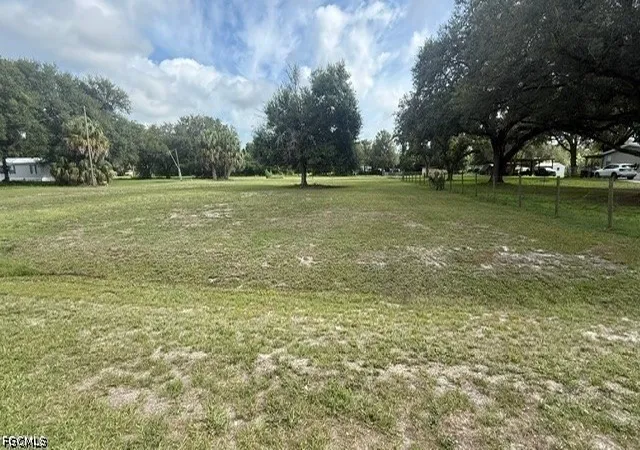2nd image of 149 Oak Dr, Clewiston, FL 33440 | MLS# 2026027526