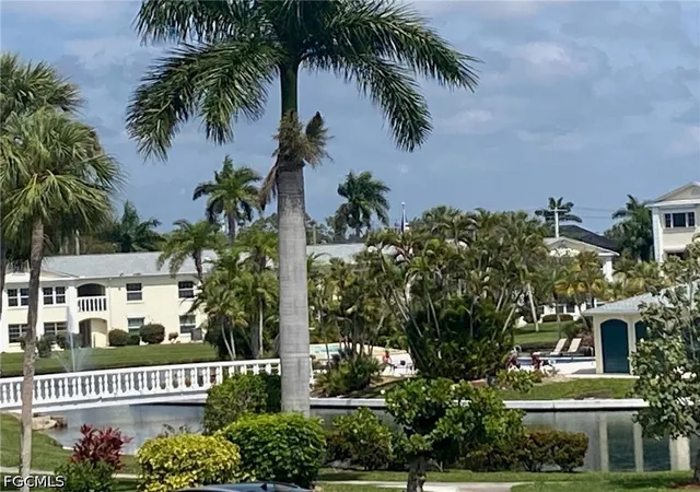 Photo 2 of Condo for sale at 13520 Stratford Pl Cir, Fort Myers, FL 33919 | MLS# 2026027532 | Listing updated on 2026-08-10