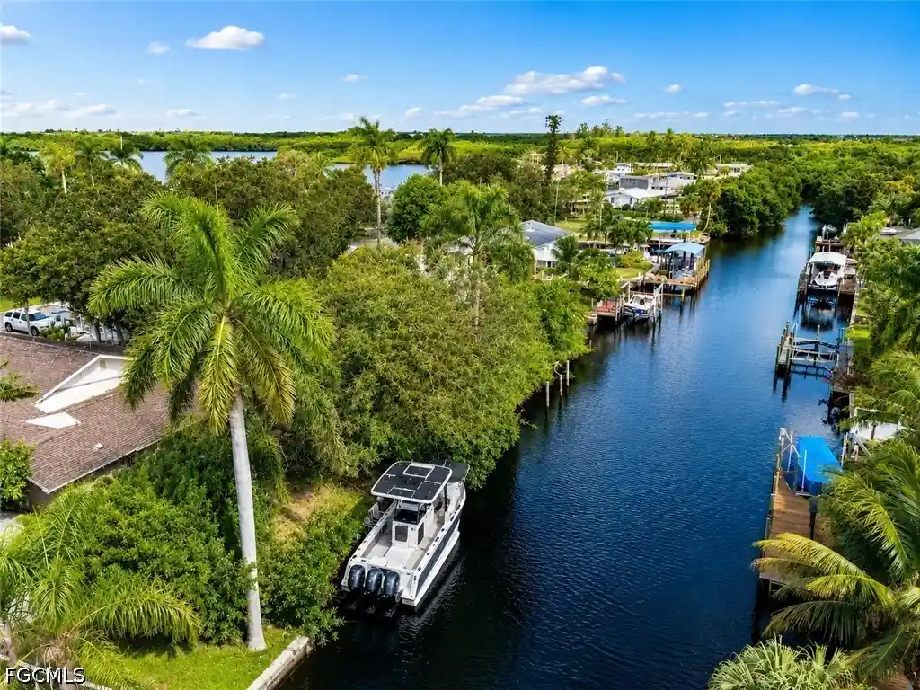 Photo 1 of Single family home for sale at 209 Kingston Dr, Fort Myers, FL 33905 | MLS# 2026027546 | Listing updated on 2026-10-26