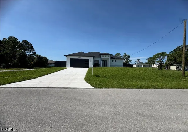 2nd image of 3901 3rd St Sw, Lehigh Acres, FL 33976 | MLS# 2026027566