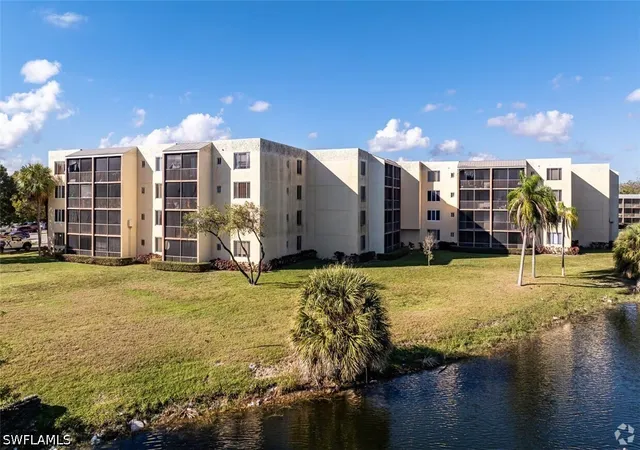 Homes for sale in Lauderdale Lakes, FL | 2831 Somerset Dr E, Lauderdale Lakes, FL 33311