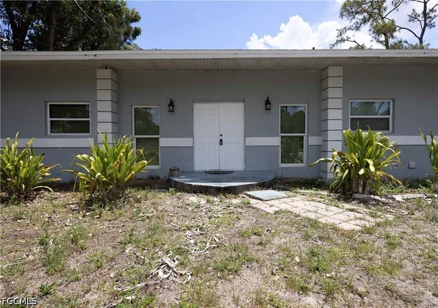2nd image of 7823 Marx Dr, North Fort Myers, FL 33917 | MLS# 2026027613