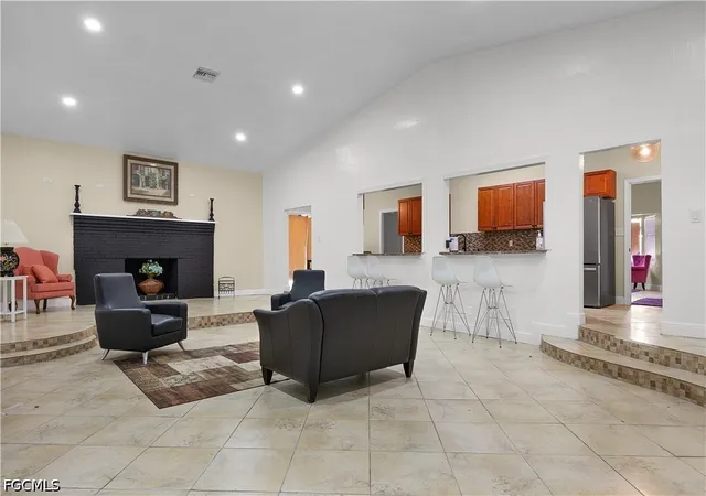 5th image of 7823 Marx Dr, North Fort Myers, FL 33917 | MLS# 2026027613