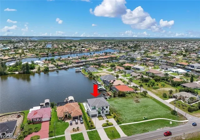 Photo 4 of Single family home for sale at 432 Burnt Store Rd S, Cape Coral, FL 33991 | MLS# 2026027647 | Listing updated on 2026-06-30