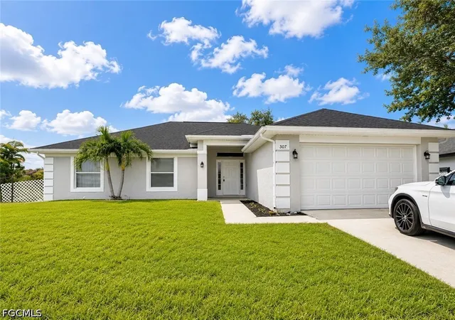 Photo 1 of Single family home for sale at 307 Nw 4th Street, Cape Coral, FL 33993 | MLS# 2026027681 | Listing updated on 2026-06-26