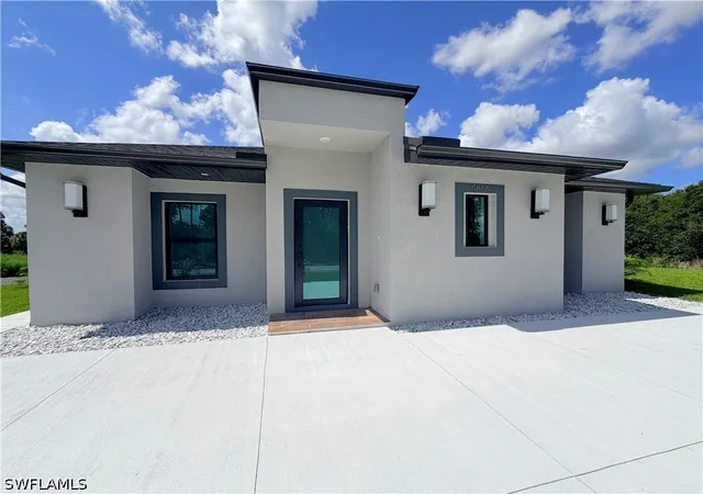 2nd image of 7655 7th Pl, La Belle, FL 33935 | MLS# 226024063