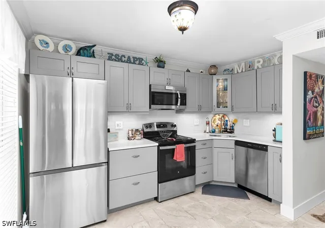 Homes for sale in Marco Island, FL | 1215 Edington Pl #H4, Marco Island, FL 34145 | MLS# 226024147
