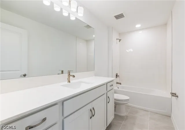 Photo 4 of Single family home for sale at 266 Lakeside Breeze Way, Lehigh Acres, FL 33936 | MLS# 2026027745 | Listing updated on 2026-07-12