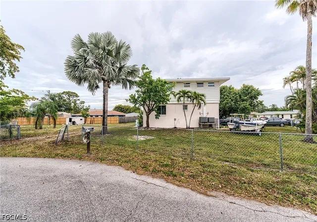30th image of 16910  16912 Juanita Ave, Fort Myers, FL 33908 | MLS# 2026027748