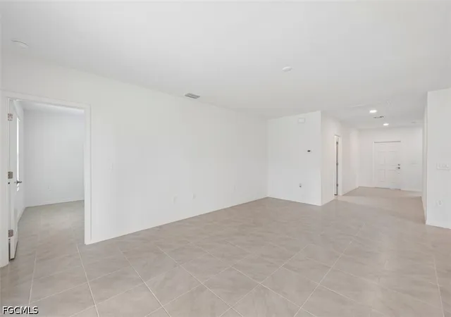 4th image of 235 Lakeside Breeze Wy, Lehigh Acres, FL 33936 | MLS# 2026027804