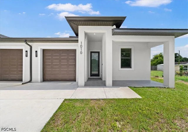 4th image of 314 Naples Ave S, Lehigh Acres, FL 33974 | MLS# 2026027876