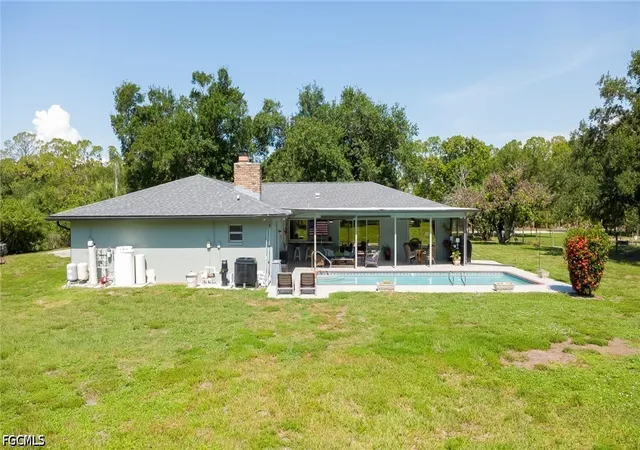 33rd image of 19250 Tammy Ln, North Fort Myers, FL 33917 | MLS# 2026027885
