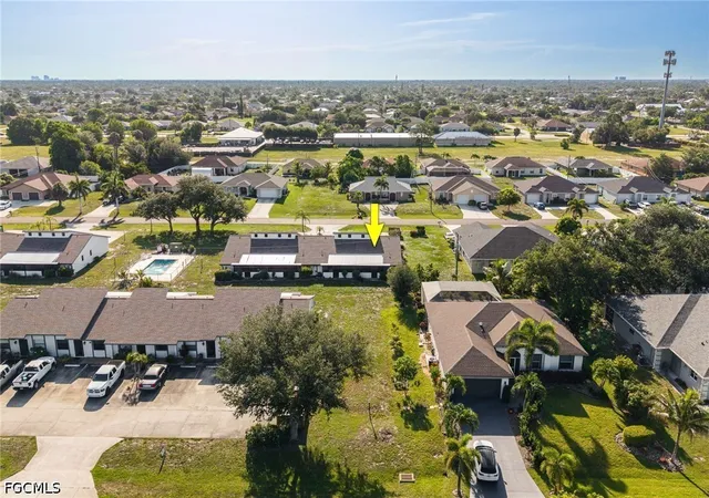 2nd image of 3742 SW 8th Ct, Cape Coral, FL 33914