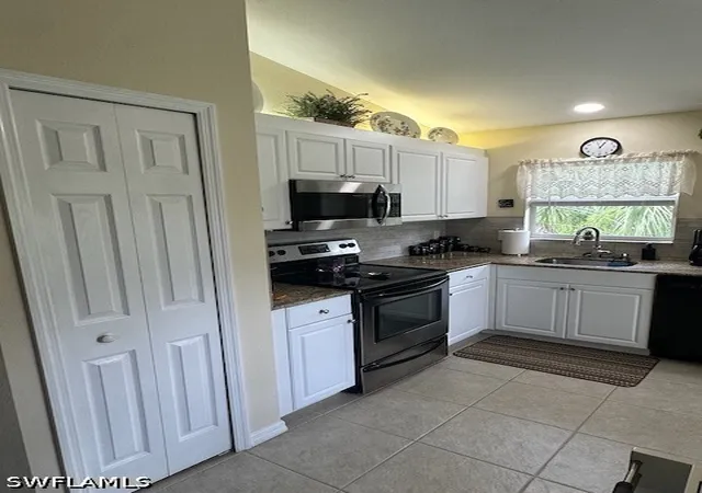 Homes for sale in Naples, FL | 2958 22Nd Ave Se, Naples, FL 34117 | MLS# 226019685