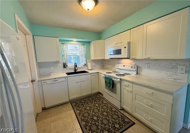 Photo 3 of Single family home for sale at 1027 SE 17th Avenue, Cape Coral, FL 33990 | MLS# 2026027967 | Listing updated on 2026-07-17
