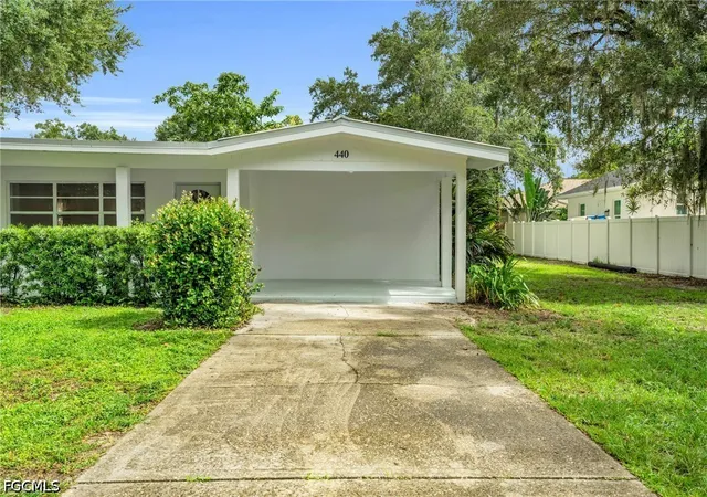 3rd image of 440 6Th Ave, Labelle, FL 33935 | MLS# 2026027971