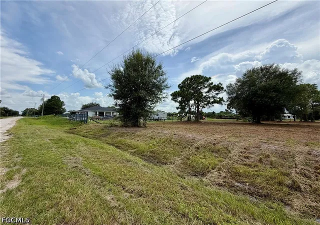 2nd image of 720 N Olivo St, Clewiston, FL 33440 | MLS# 2026027996
