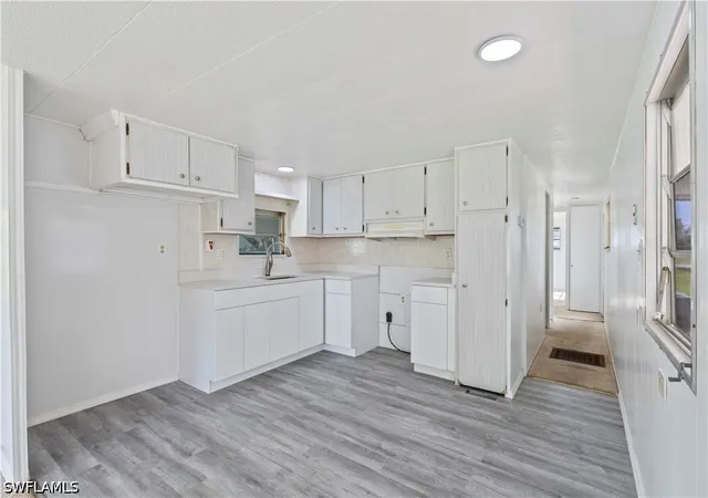 Photo 4 of Manufactured home for sale at 510 Menton Ln, Naples, FL 34112 | MLS# 226024427 | Listing updated on 2026-06-28