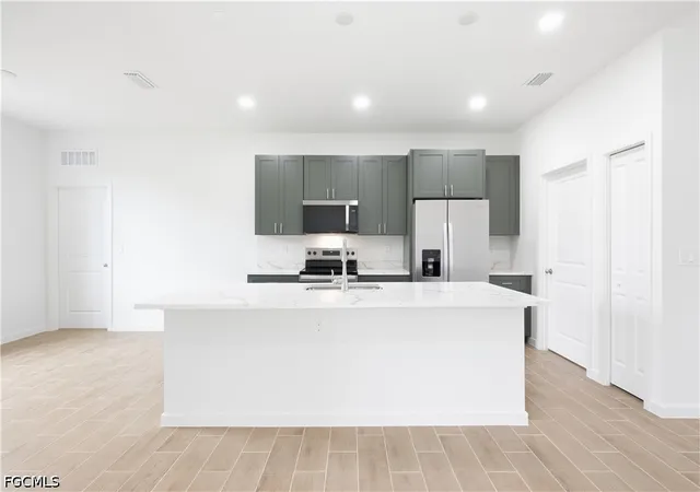 Photo 3 of Single family home for sale at 3744 Gasparilla St, St James City, FL 33956 | MLS# 2026028060 | Listing updated on 2026-10-05