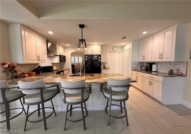 Photo 2 of Single family home for sale at 2916 Van Buren Pkwy, Cape Coral, FL 33993 | MLS# 2026028104 | Listing updated on 2026-10-29